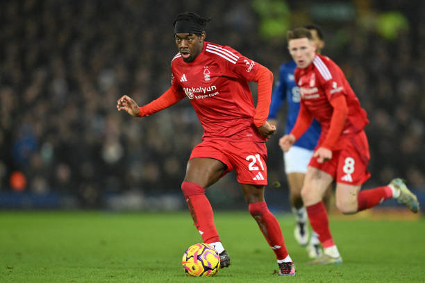 著球技的巔 著球技的巔