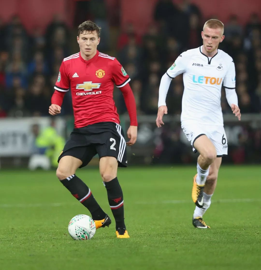 期待他在新 期待他在新