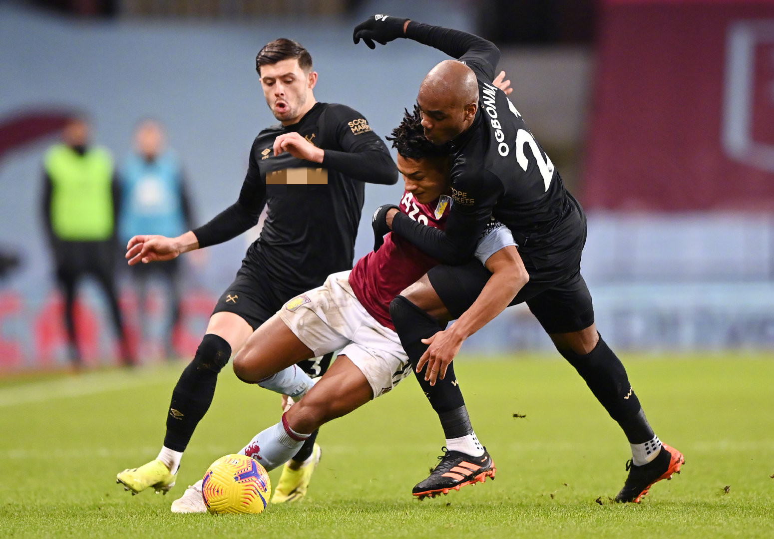 她需要进一 她需要进一